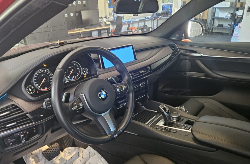 BMW F15 – Инсталиране на Android Auto / Apple CarPlay модул BMW F16 – EVO CarPlay Activation